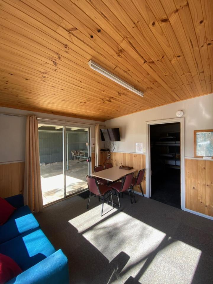 Anglers Reach Lakeside Village Exterior photo