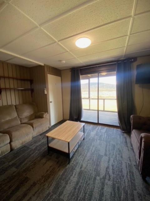 Anglers Reach Lakeside Village Room photo