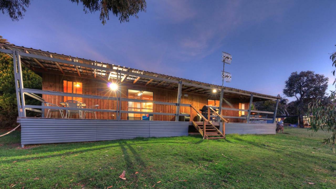 Anglers Reach Lakeside Village Exterior photo